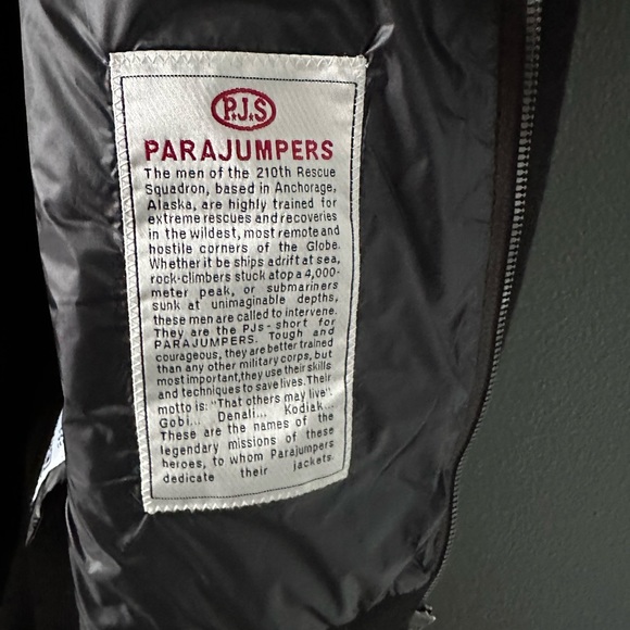 Parajumpers black Illuga hooded jacket - Picture 6 of 8